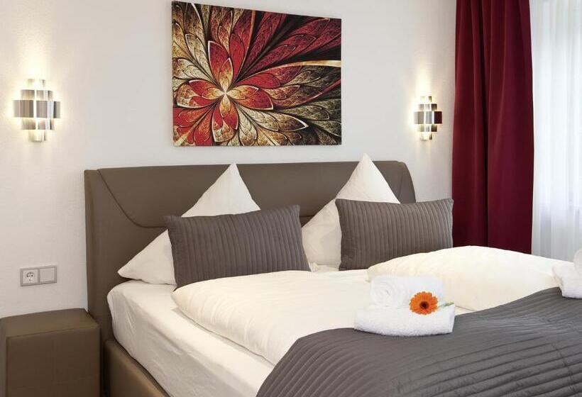 חדר סופריור, Central City