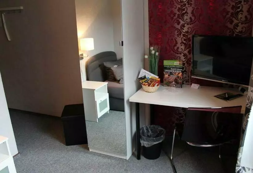 Standard Yhden Hengen Huone, Dithmarscher Haus