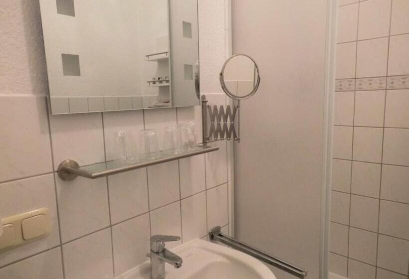 スタンダードトリプルルーム, Dithmarscher Haus