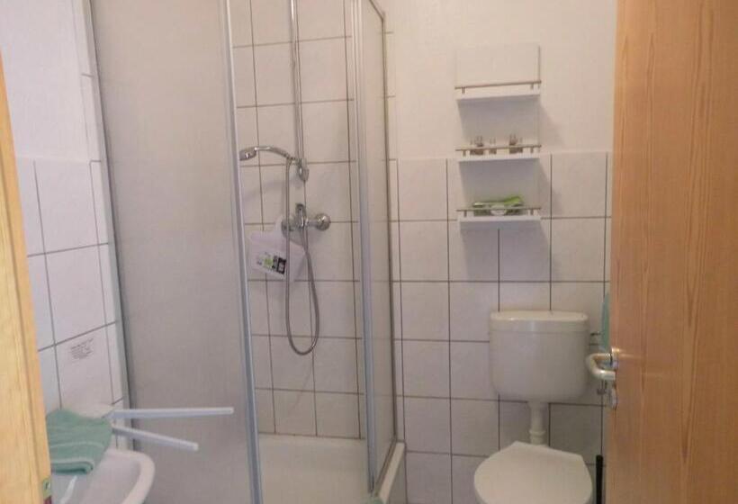 スタンダードトリプルルーム, Dithmarscher Haus