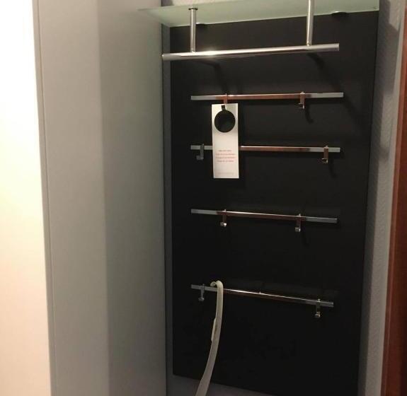 スタンダードトリプルルーム, Dithmarscher Haus