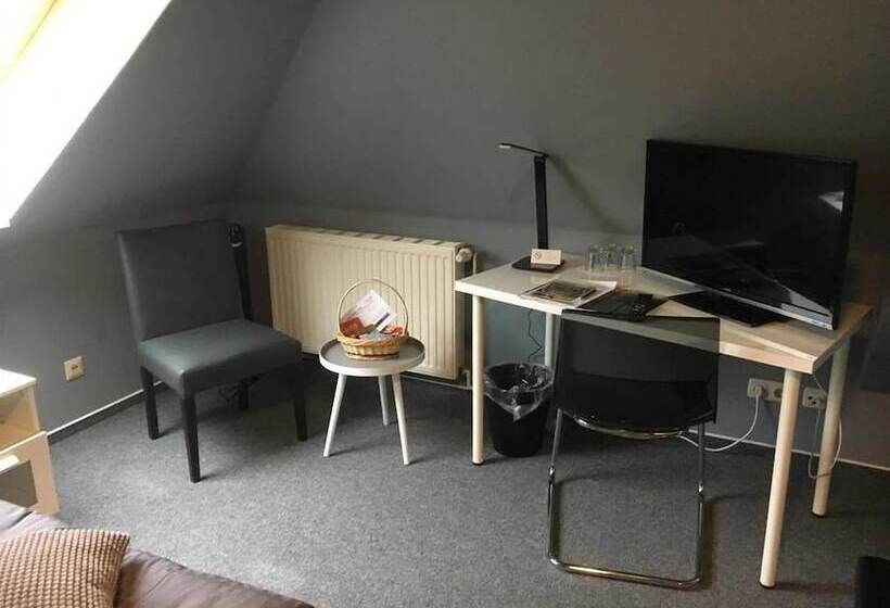 スタンダードルーム, Dithmarscher Haus