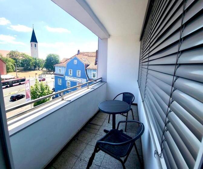 标准间, Eibacher Hof