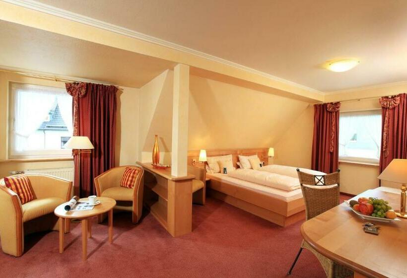 Номер Deluxe, Engemann Kurve