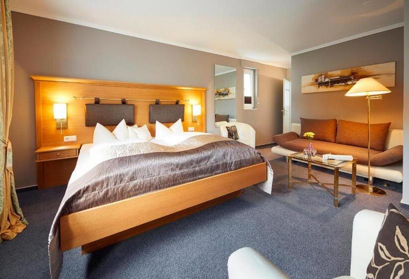 Номер Deluxe, Engemann Kurve