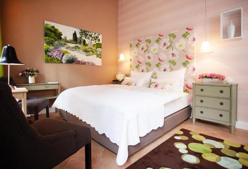 Comfort room with terrace, Fährhaus Meißen B&b