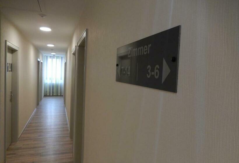 اتاق استاندارد یک تخته با سرویس بهداشتی مشترک, Gasthaus Wollscheid