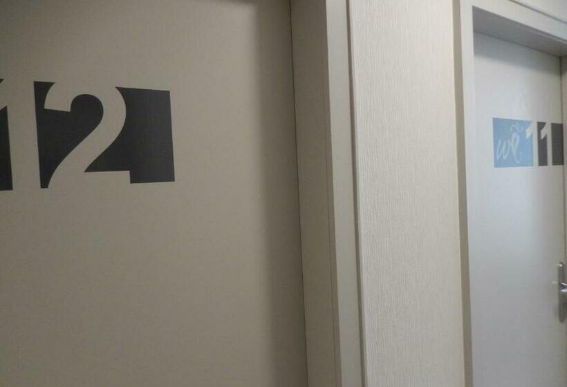 اتاق استاندارد یک تخته با سرویس بهداشتی مشترک, Gasthaus Wollscheid