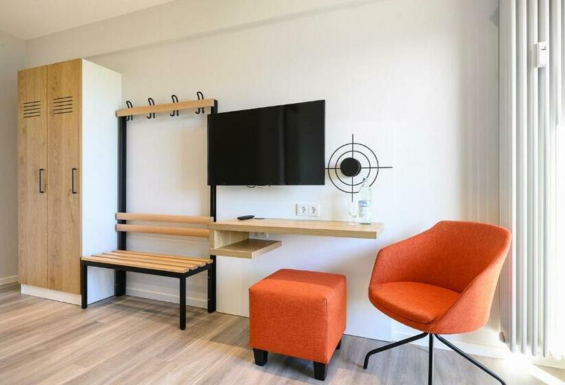 スーペリアシングルルーム, Olympia Schießanlage