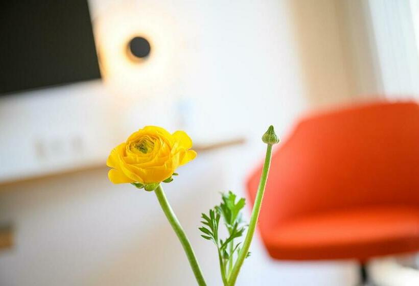 バルコニー付きスタンダードルーム, Olympia Schießanlage