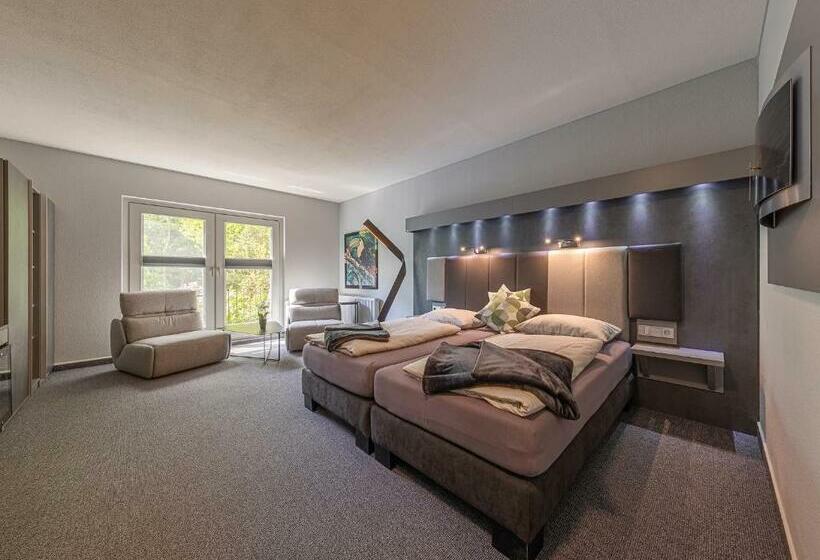 Номер Стандарт, Paulshöhe