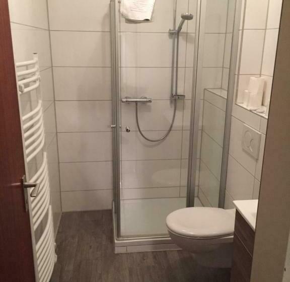 غرفة قياسية, Rennekamp