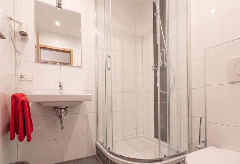 חדר דלוקס, Restaurant Schwert