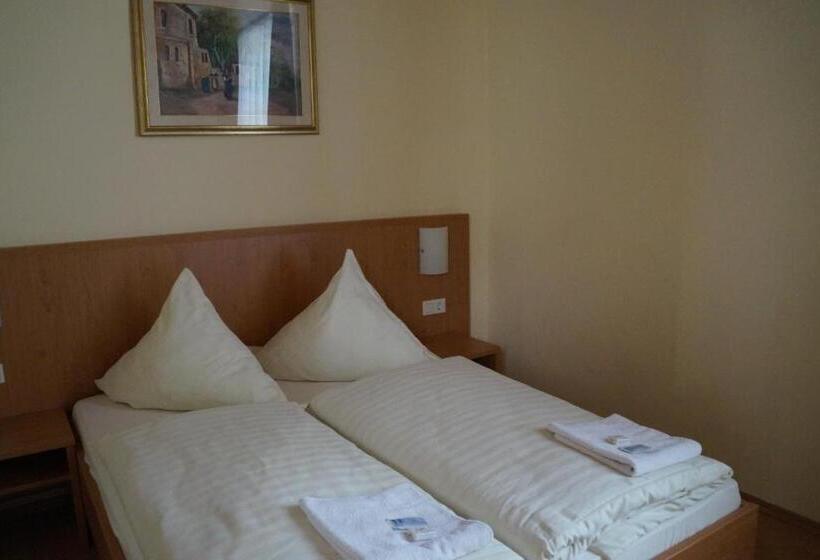 חדר סטנדרט, Restaurant Schwert