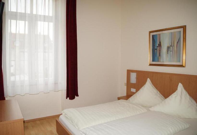 חדר סטנדרט, Restaurant Schwert