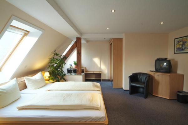 스탠다드 룸, Stone