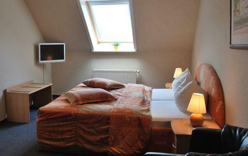 스탠다드 룸, Stone