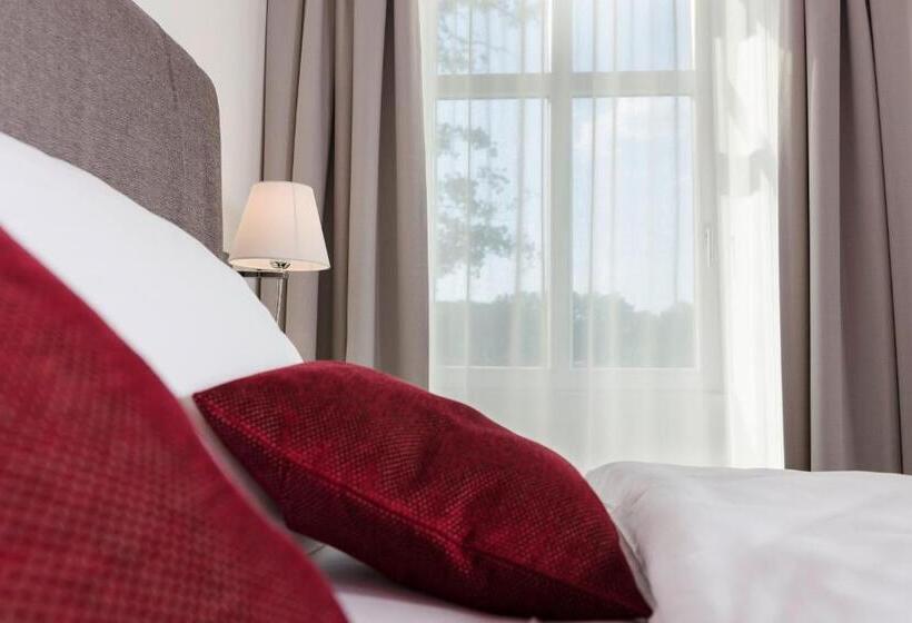 Quarto superior, Schmucke Witwe