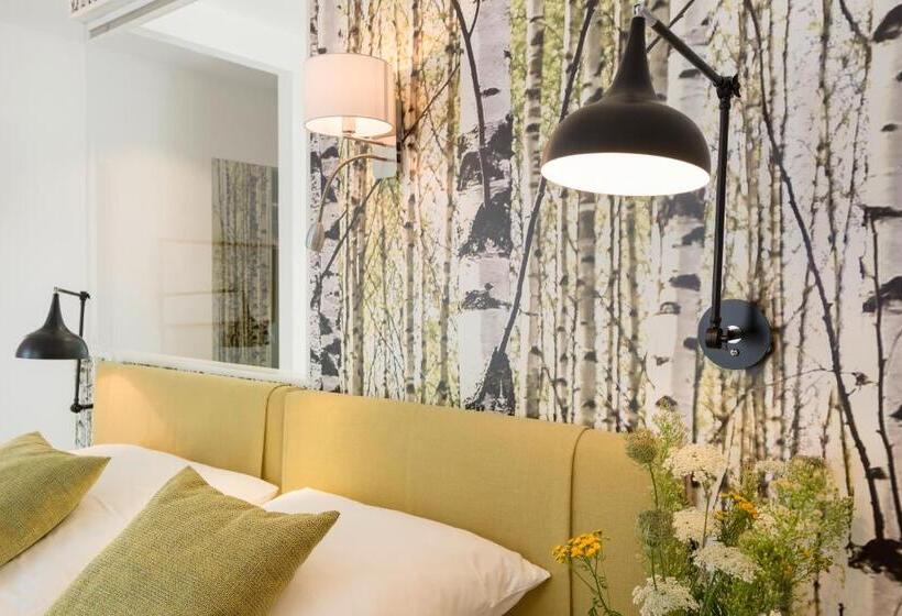 Quarto deluxe, Schmucke Witwe