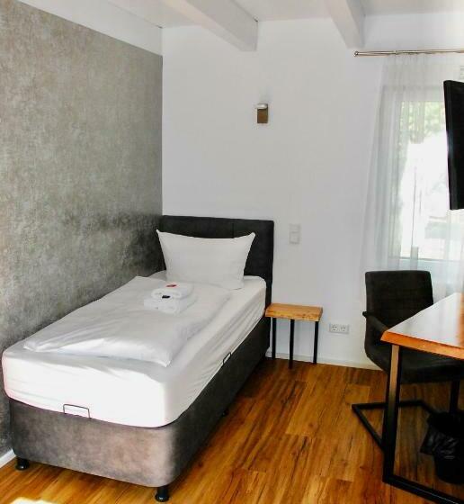 豪华单人间, Tat Tagungs Und Gästehaus