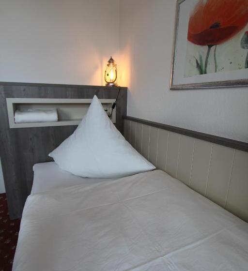 חדר סטנדרט יחיד, Thormählen