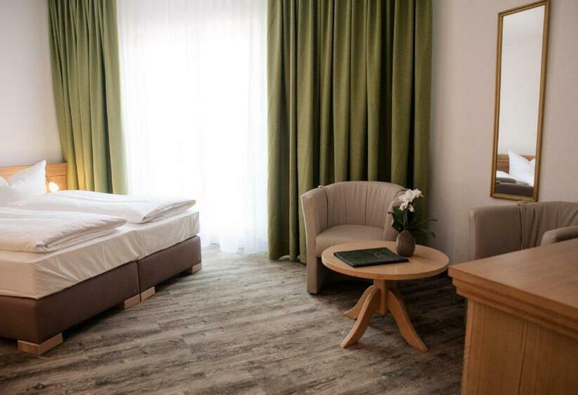 Номер Стандарт, Waldidyll