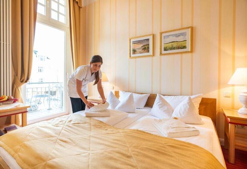 标准间带阳台, Strandhotel Möwe