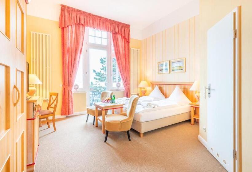 스탠다드 발코니 룸 바다 전망, Strandhotel Möwe