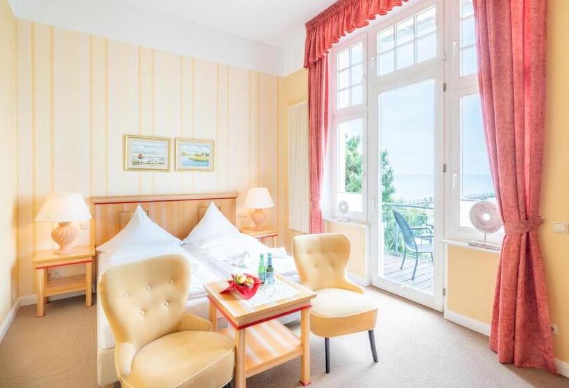 스탠다드 발코니 룸 바다 전망, Strandhotel Möwe