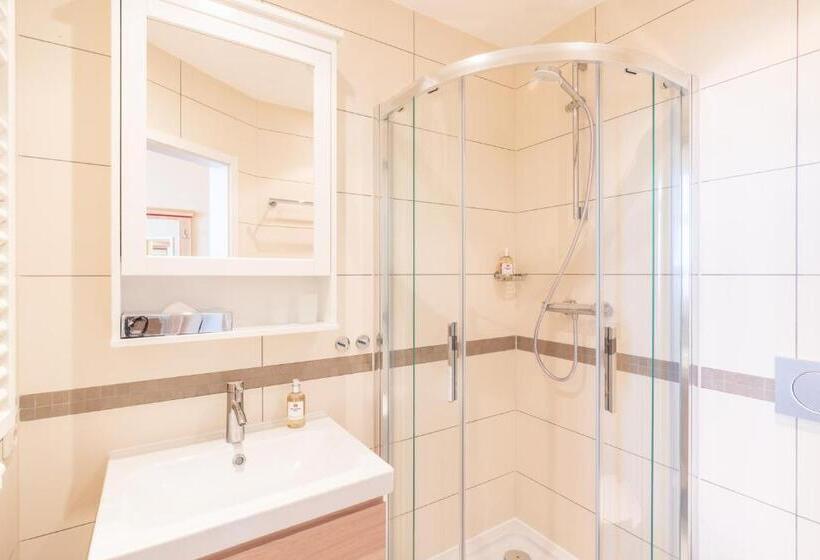 可观海景的舒适型房间, Strandhotel Möwe