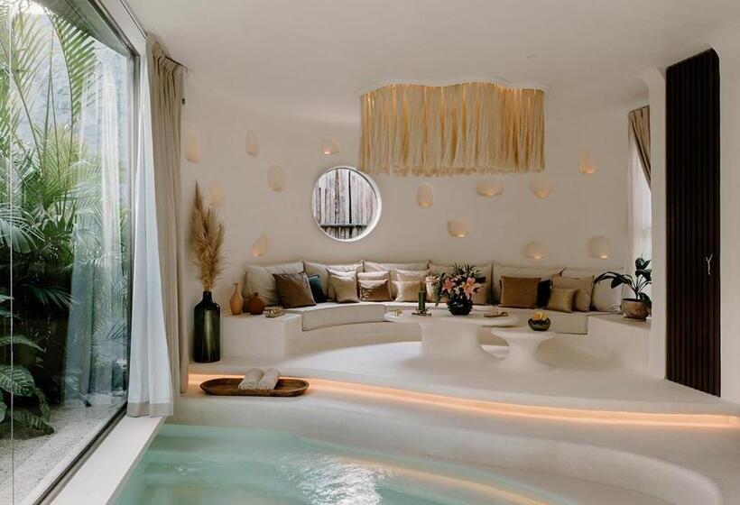 اتاق سوپریور با تخت بزرگ, Milam