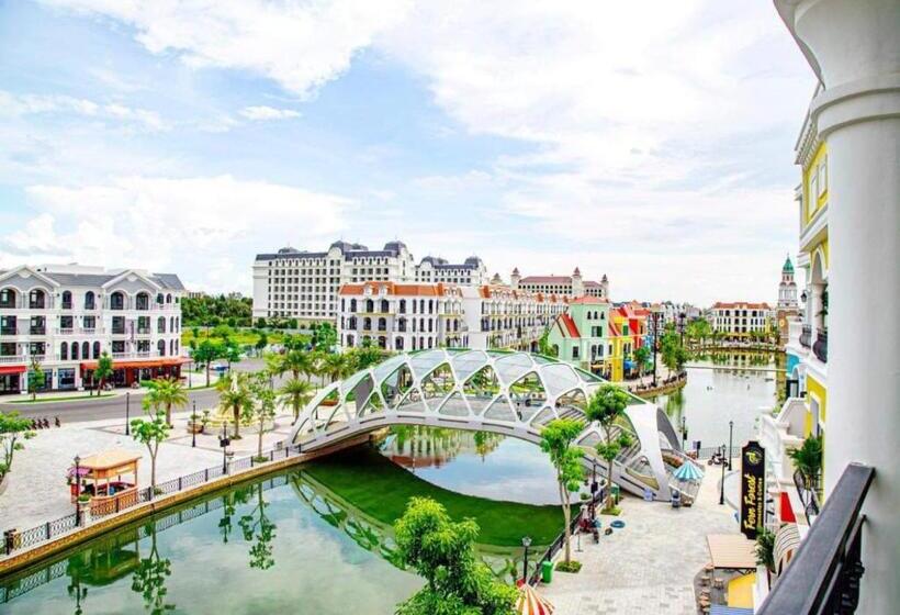 اتاق استاندارد چهارنفره با بالکن, P Boutique Hotel Grand World Phú Quốc