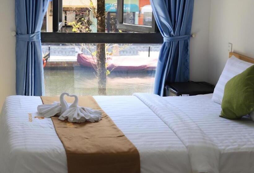 اتاق استاندارد سه تخته با بالکن, P Boutique Hotel Grand World Phú Quốc