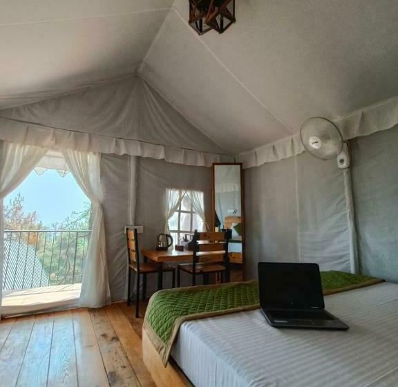 חדר דלוקס, Paradise Pool Resort By Beyond Stay Nainital