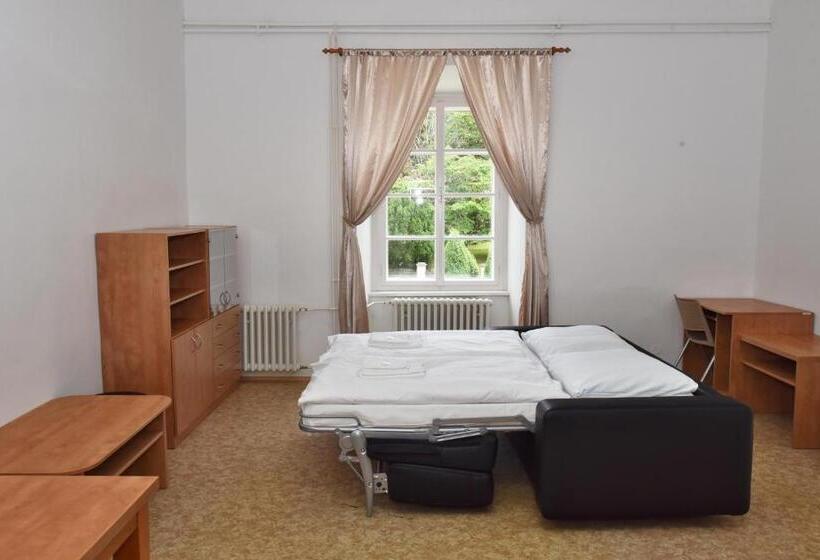 דירה קלאסית חדר שינה אחד, Zámek Castle Račice   Předzámčí Forecastle