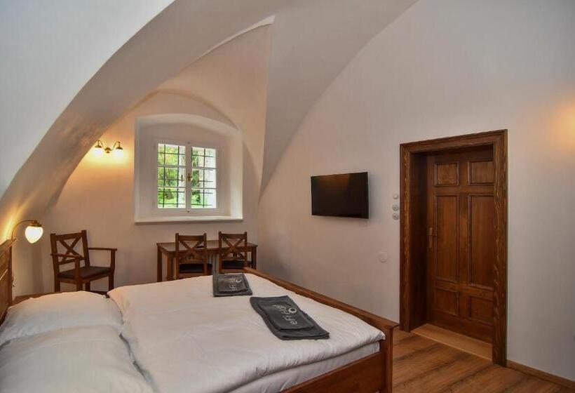 침실 1개 수피리어 아파트, Zámek Castle Račice   Předzámčí Forecastle