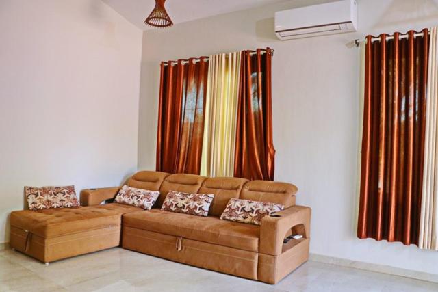 스위트, Beach Village Resort