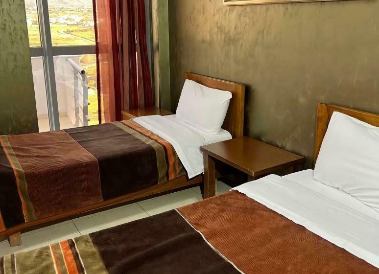 マウンテンビュースタンダードルーム, Gjuta