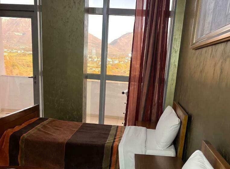 マウンテンビュースタンダードルーム, Gjuta