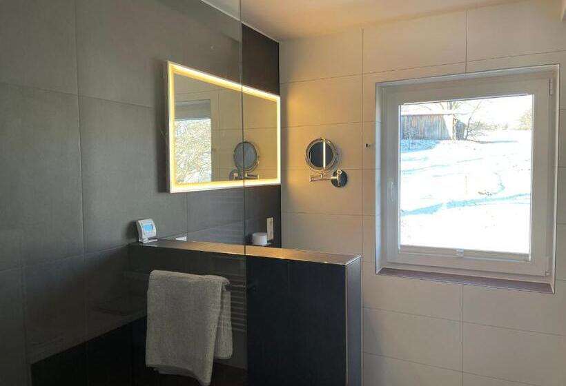 Номер Deluxe с Балконом, Wineartb&b