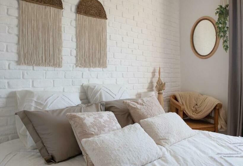 수피리어 룸, Home By Sab