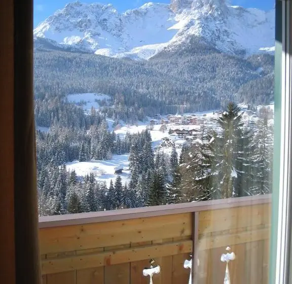 テラス付スーペリアルーム, Dolomiti Di De Martin D Oscar