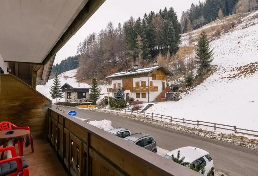スタンダードルーム, Dolomiti Di De Martin D Oscar