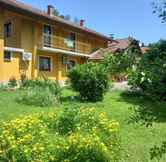 اتاق استاندارد, Sobe Dujakovic