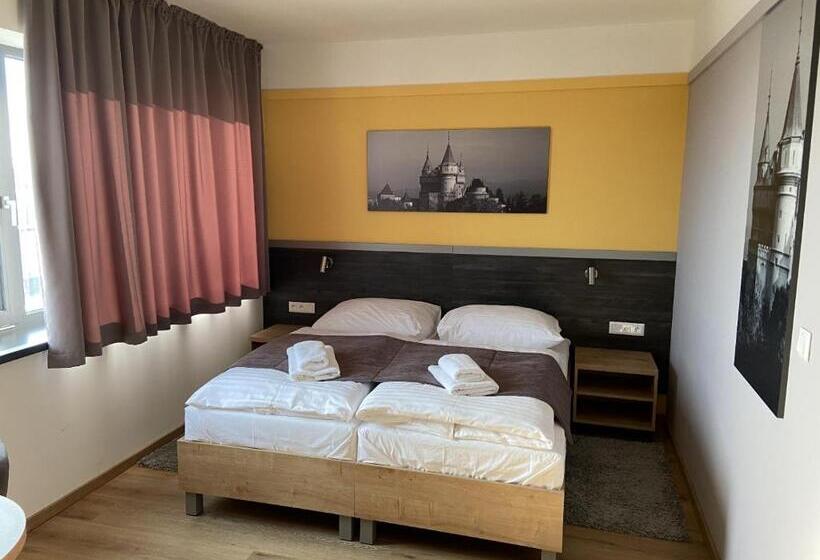 套房, Tanker Apartments & Bistro čaradice