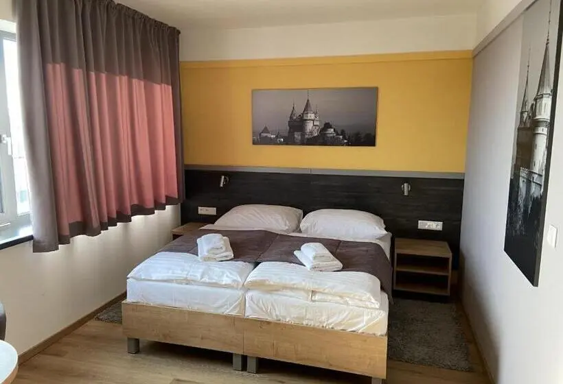 スイート, Tanker Apartments & Bistro čaradice