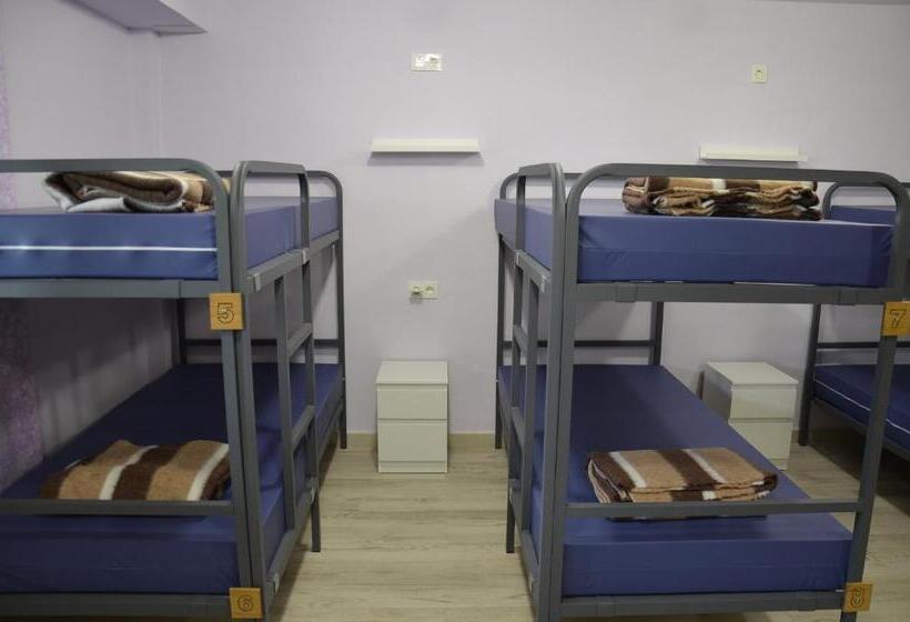 اتاق خانوادگی, Albergue Cascoxu