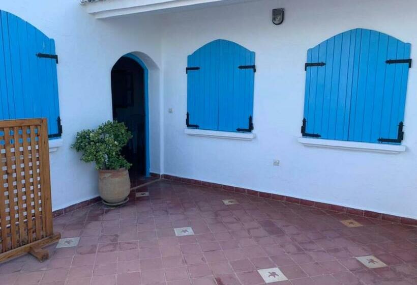 شقة غرفتين, Terrasses Abel