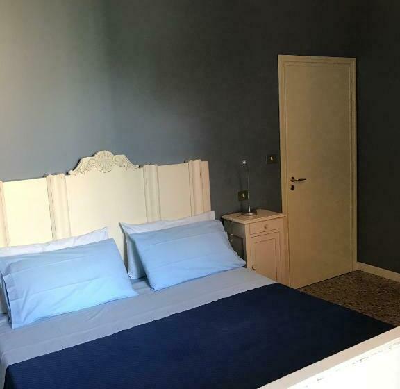 スタンダードルーム, La Sosta Fuori Stazione