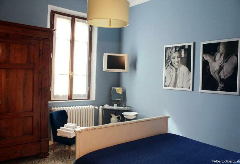 スタンダードルーム, La Sosta Fuori Stazione